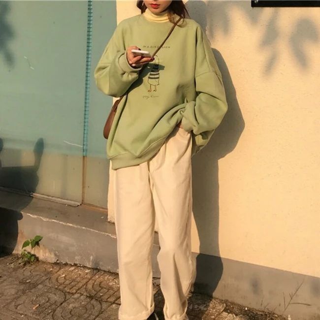 White Crewneck Jumper